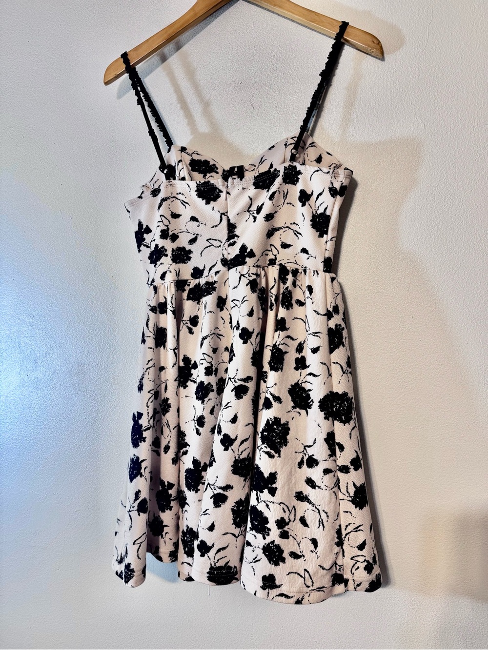 Ivory Black Floral Corset Bustier Fit & Flare Skater Dress - Picture 5 of 6